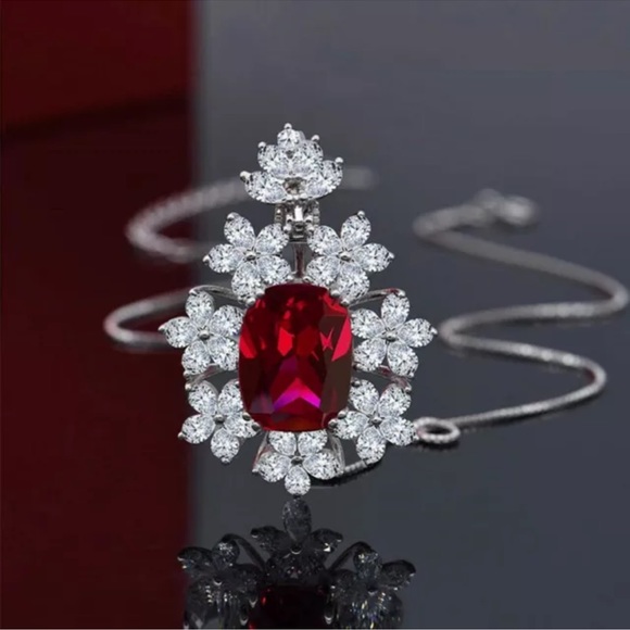 Women 925 Silver Necklaces Pendant Gorgeous Cubic Zirconia Engagement Jewelry - Picture 5 of 5